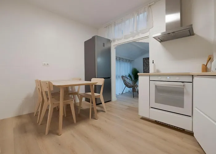 Reformado Con Encanto Junto A La Playa Zurriola, En Donostia - Σαν Σεμπαστιάν