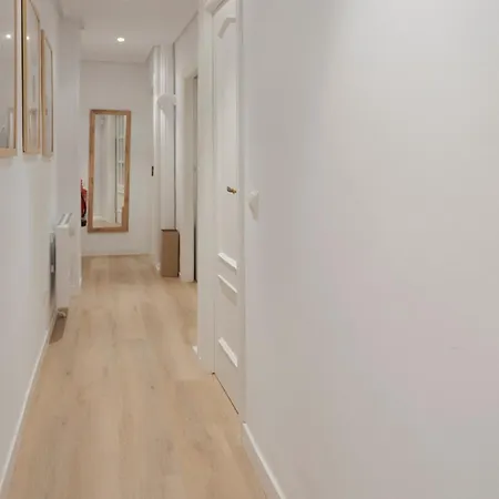 Apartment Reformado Con Encanto Junto A La Playa Zurriola, En Donostia - *