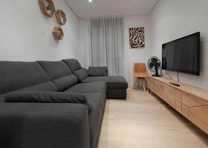 Apartmán Reformado Con Encanto Junto A La Playa Zurriola, En Donostia -