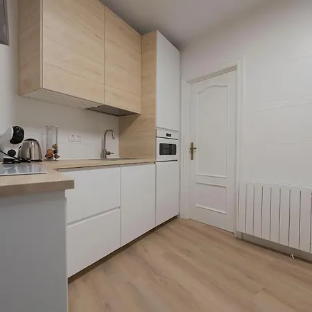 Reformado Con Encanto Junto A La Playa Zurriola, En Donostia - 아파트 *